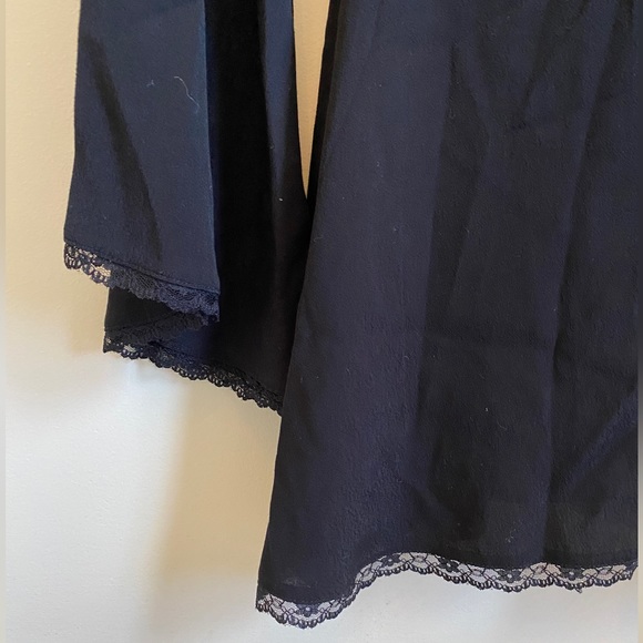 FOR LOVE AND LEMONS Willow Bell Sleeve Dress in Black - Picture 7 of 12